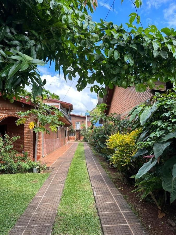 Cabanas Dorys Cataratas Del Iguazu Puerto Iguazú Exteriör bild